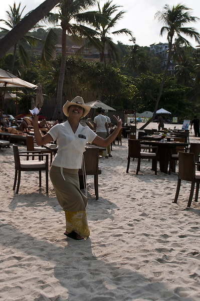 Nee_600px.jpg - Nee poseeraa. Nee is posing.