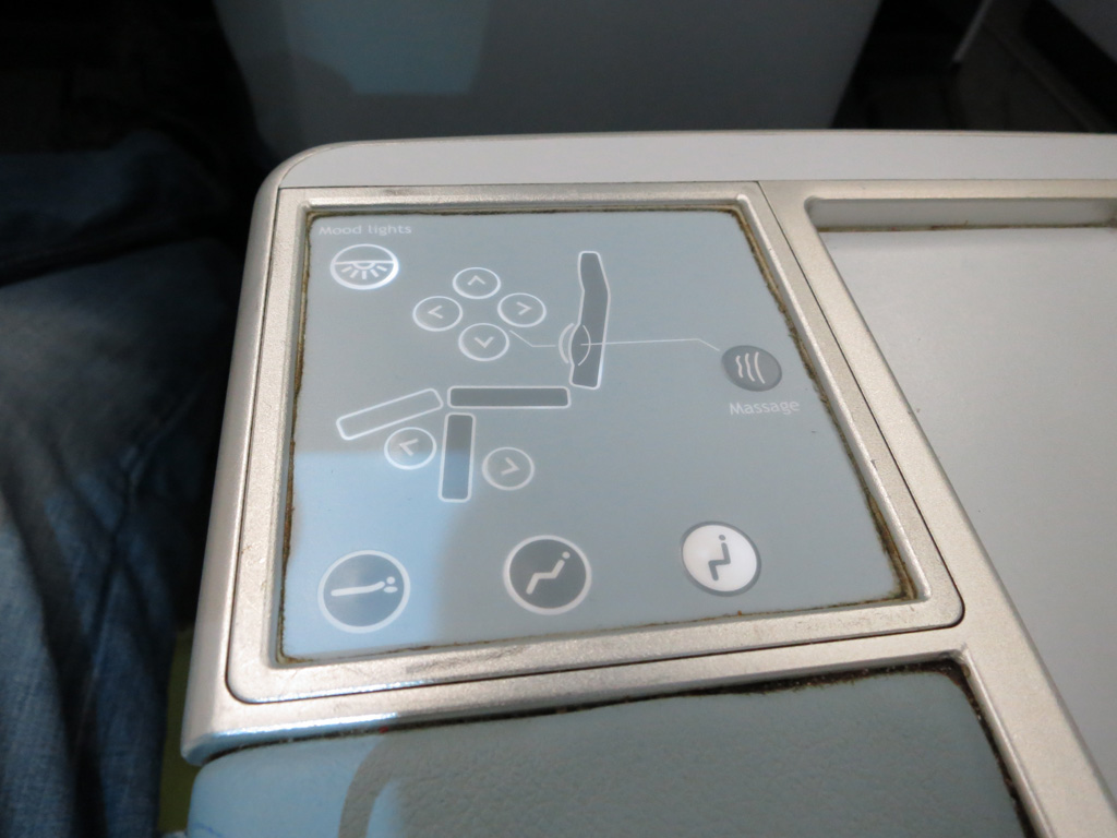 3.jpg - Penkin saa t�ysin vaakaan ja mukana my�s hieronta jne.